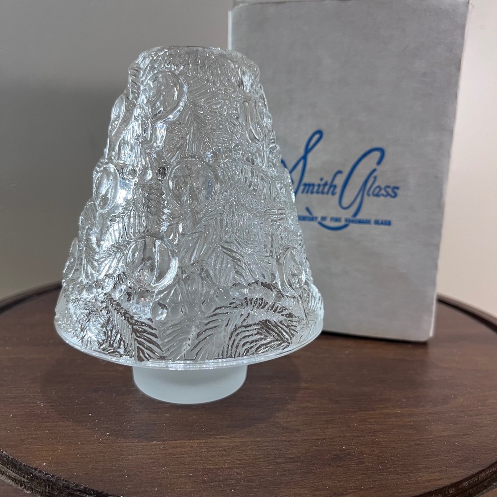 Vtg LE Smith Crystal Christmas Fairy Lamp Pine Candle Textured Glass 5 Inch